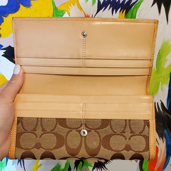 Coach Leather Wallet - Picture 5 of 6